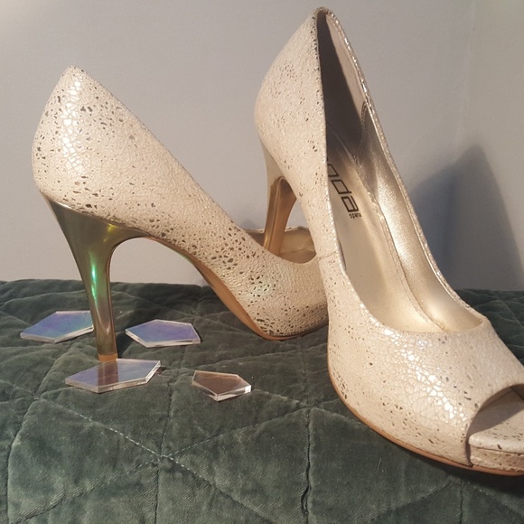 Metallic Snakeskin Style 4" Peep Toe Heels SZ 8 - Picture 3 of 8